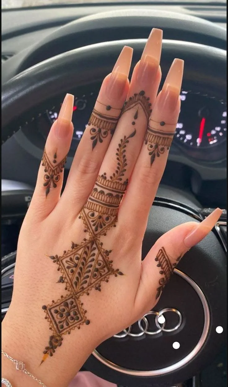 Moroccan Henna — real henna design photo 3
