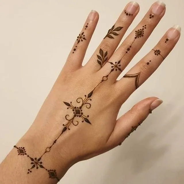 Moroccan Henna — real henna design photo 5